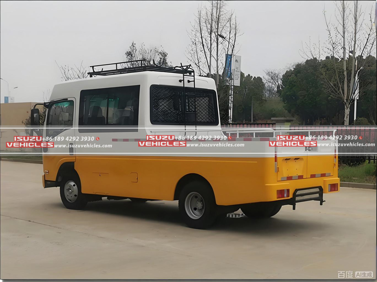 ISUZU 2.5 Meter Work Engineering Truck Back Left ISUZU 2.5 Meter Work Engineering Truck Back Left