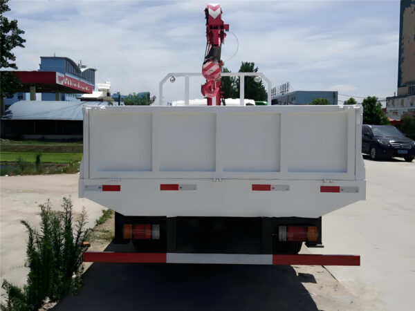 ISUZU 5T Telescopic Boom Crane Back