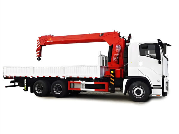 ISUZU 8 Ton Telescopic Boom Crane Body Right