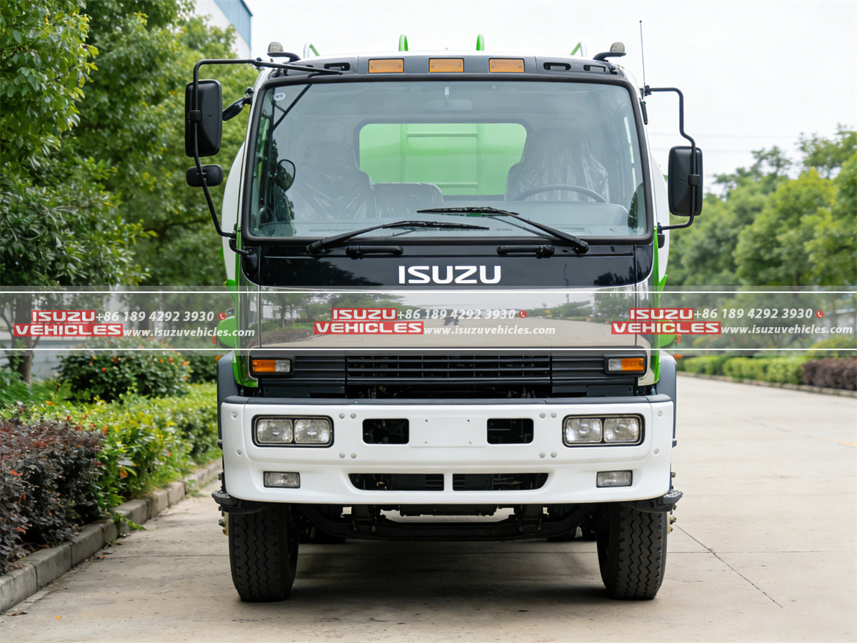 ISUZU 8000L Water Sprinkler Truck Tractor ISUZU 8000L Water Sprinkler Truck Tractor