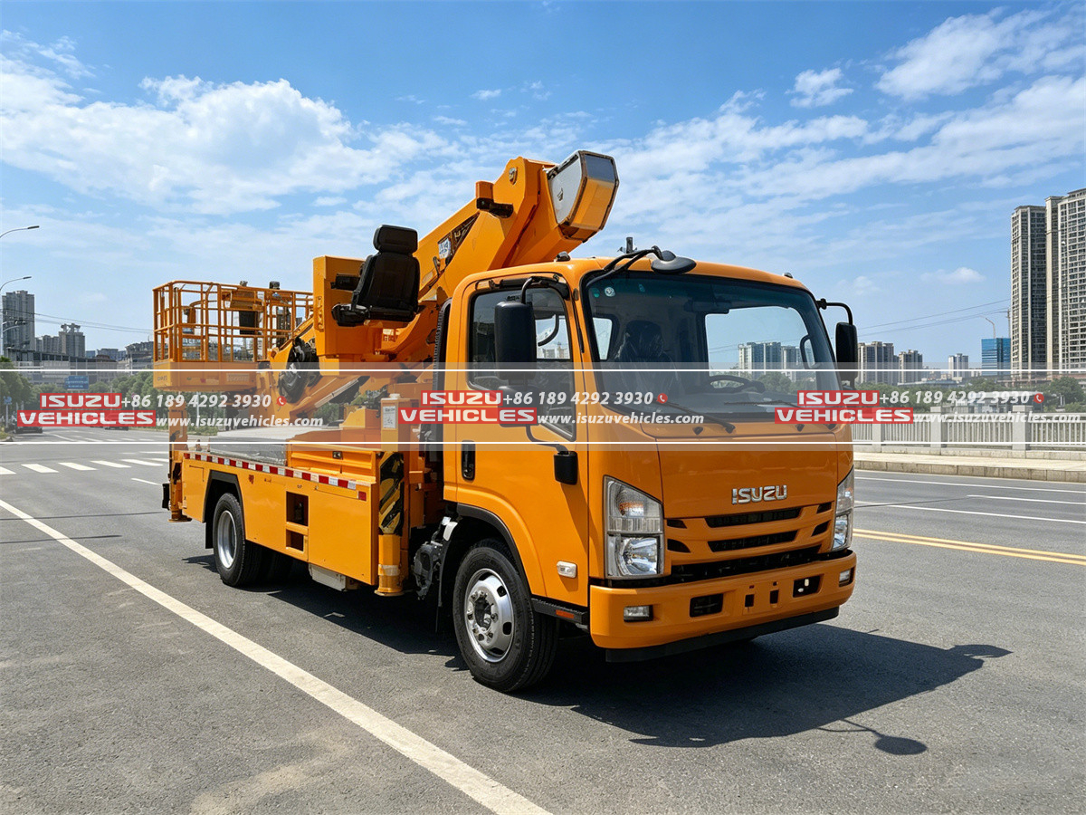 ISUZU 24M Telescopic Bucket Truck Right ISUZU 24M Telescopic Bucket Truck Right
