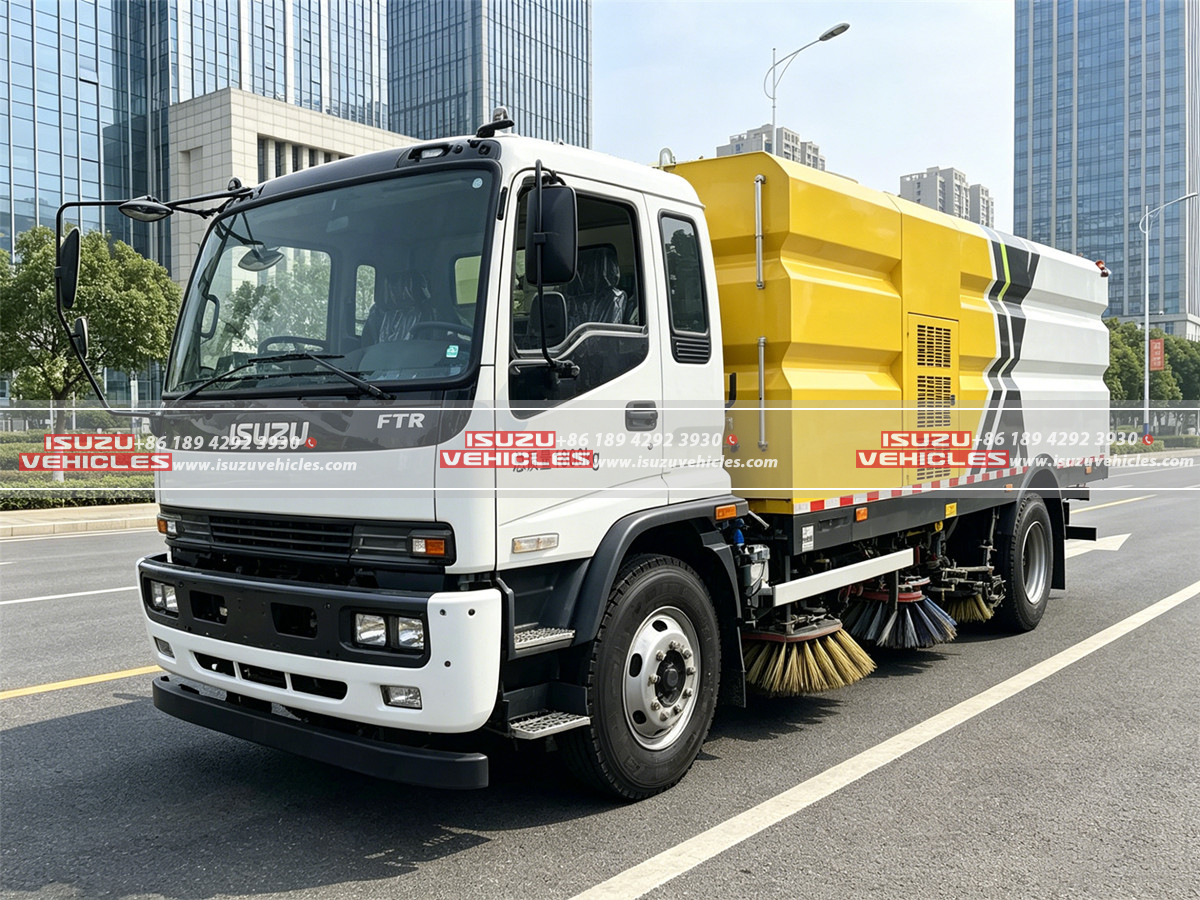 ISUZU Road Washing Sweeping Truck Yellow ISUZU Road Washing Sweeping Truck Yellow