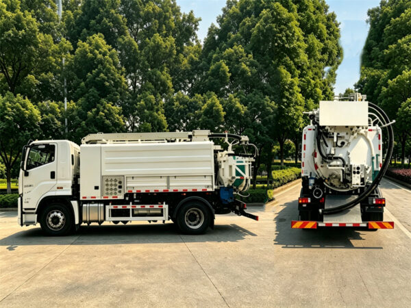 ISUZU 10000L Combined Sewer jetting Truck Side