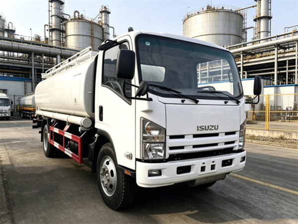 ISUZU 5000L Aircraft Refueling Truck