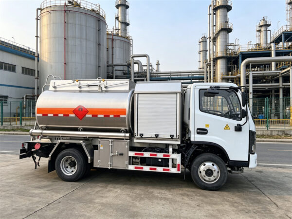 ISUZU 5000L Aircraft Refueling Truck Body
