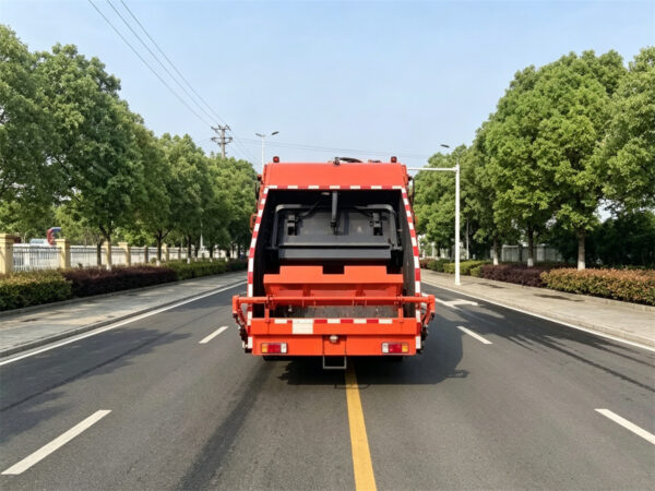 ISUZU FVR 6 CBM Waste Collection Truck Back