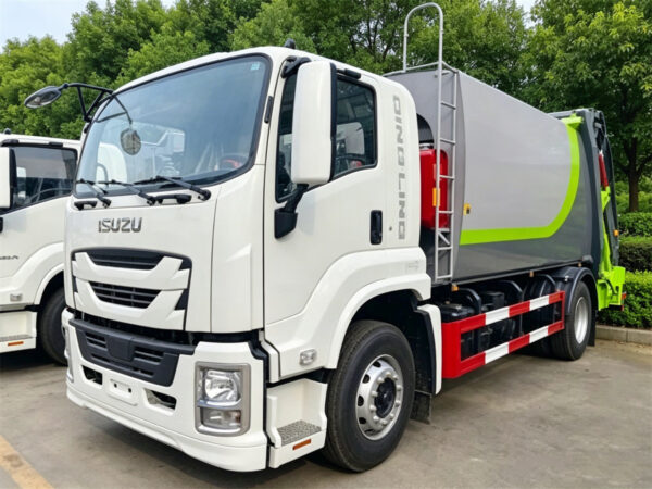 ISUZU GIGA 18 CBM Compactor Garbage Truck