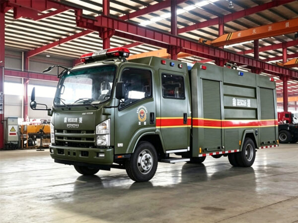 ISUZU Water Tank Fire Truck