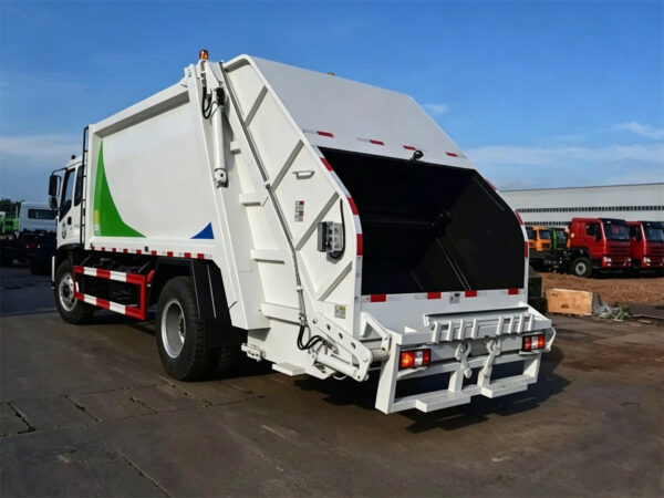 ISUZU 12 CBM Rubbish Bin Truck Rear