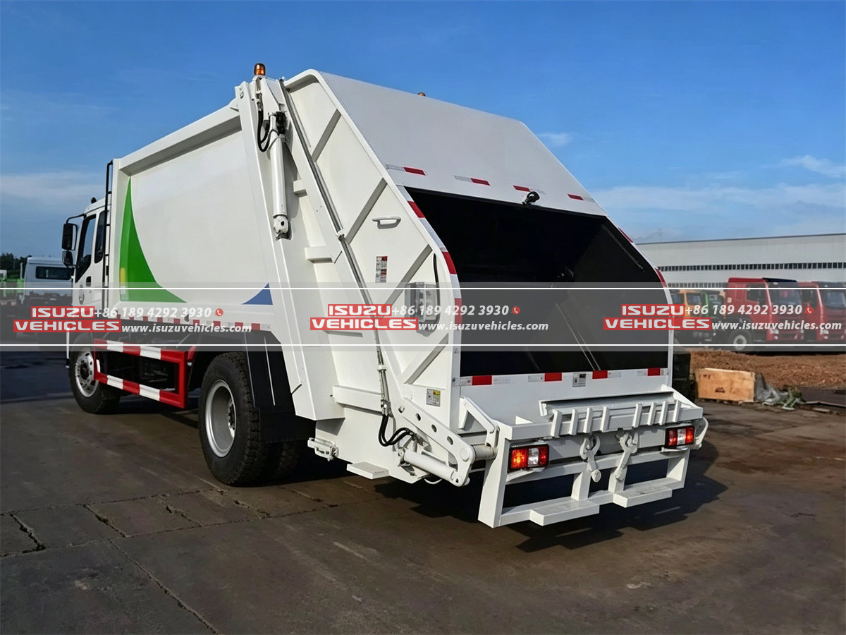 ISUZU 12 CBM Rubbish Bin Truck Rear ISUZU 12 CBM Rubbish Bin Truck Rear