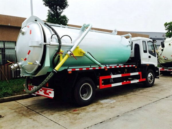 ISUZU 14 CBM Vacuum Sewer Truck Left Back