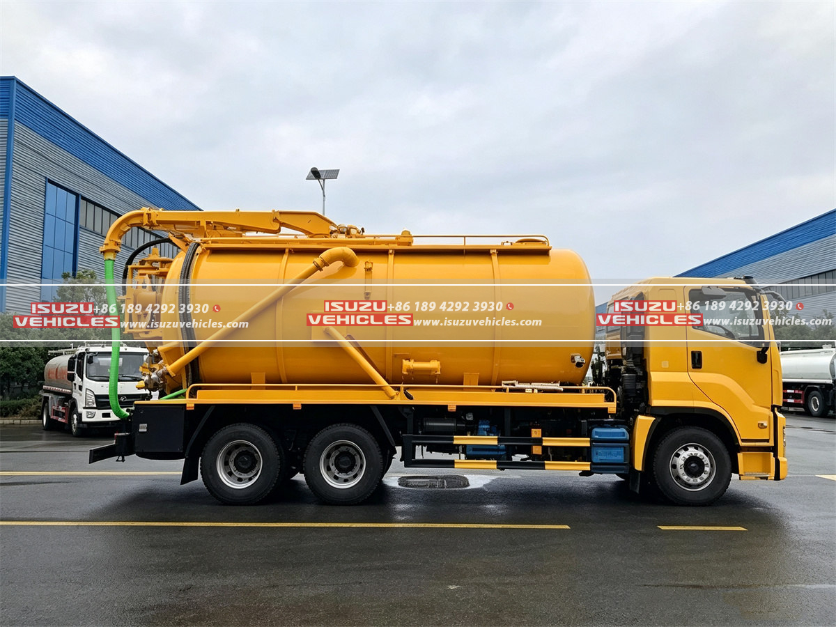 ISUZU 15 CBM Toilet Vacuum Truck Body ISUZU 15 CBM Toilet Vacuum Truck Body