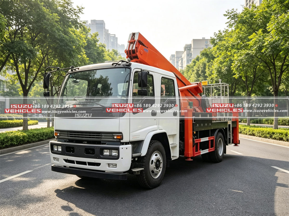 ISUZU 40M Telescopic Boom Lift Bucket Truck Side ISUZU 40M Telescopic Boom Lift Bucket Truck Side