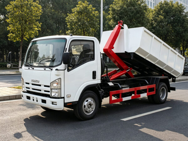 ISUZU 6 CBM Hooklift Garbage Truck