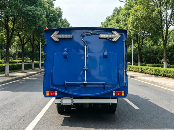 ISUZU 6 CBM Pressure Wash Sweeper Truck Rear