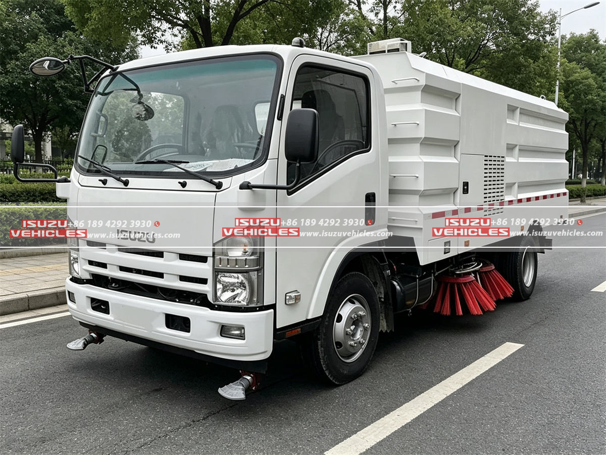 ISUZU 9 CBM Sweeper Truck ISUZU 9 CBM Sweeper Truck