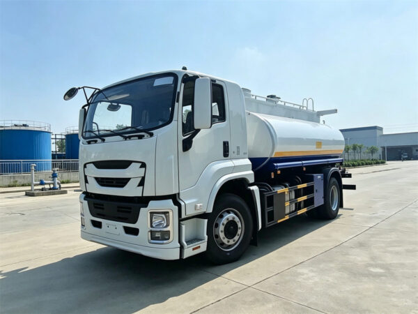 ISUZU 10 CBM Water Tank Truck