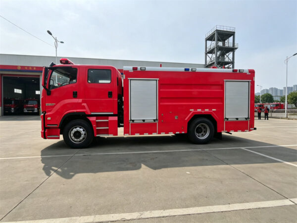 ISUZU 3000L Water Foam Fire Truck Body