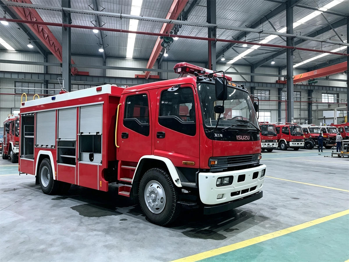 ISUZU 3000L Water Foam Tank Fire truck ISUZU 3000L Water Foam Tank Fire truck
