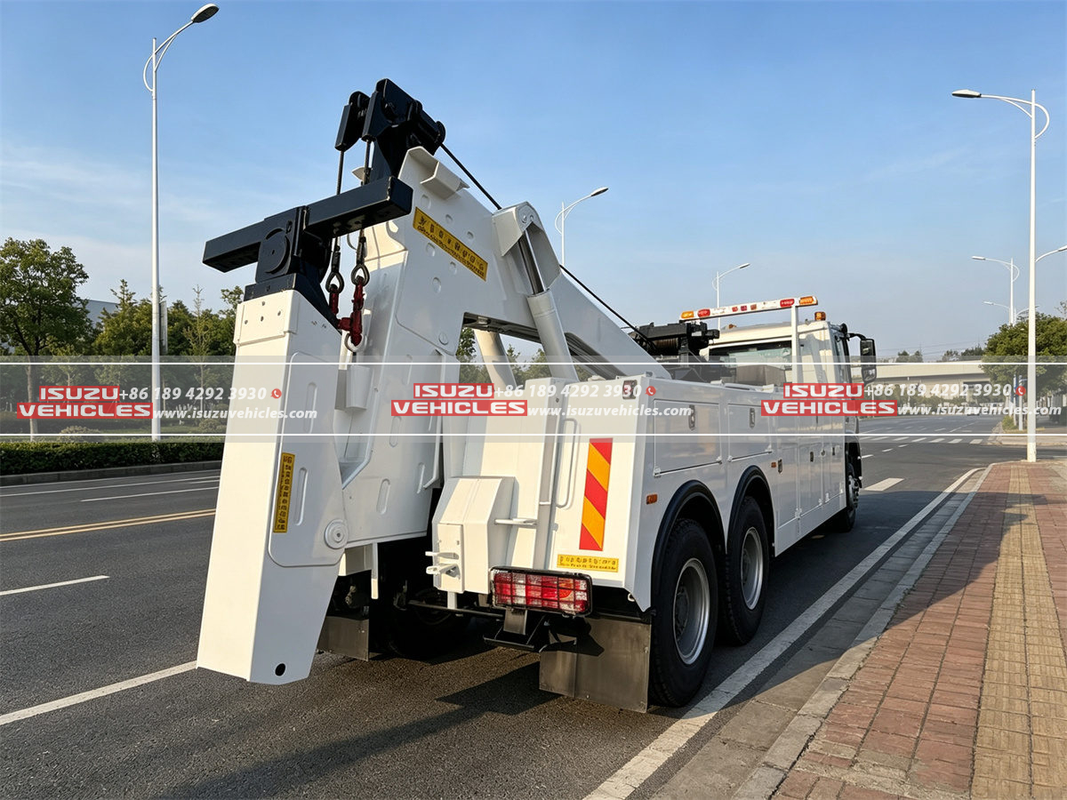 ISUZU 35 Ton Recovery Towing Truck Back ISUZU 35 Ton Recovery Towing Truck Back