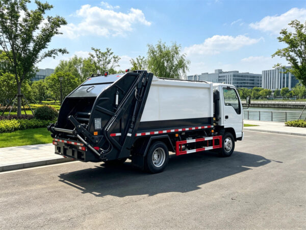 ISUZU 4 CBM Compactor Garbage Truck Body