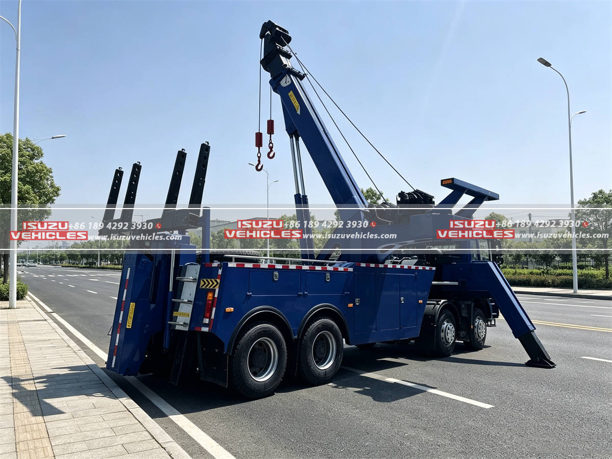 ISUZU 50 Ton Rotator Recovery Tow Truck Back ISUZU 50 Ton Rotator Recovery Tow Truck Back