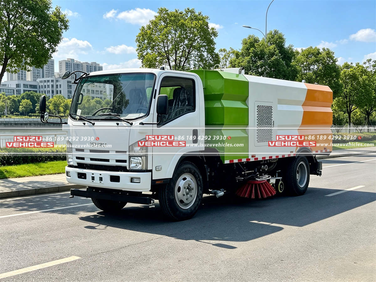 ISUZU 8 CBM Road Sweeper Truck ISUZU 8 CBM Road Sweeper Truck