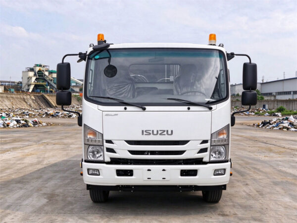 ISUZU 10 CBM Rear Compactor Garbage Truck Tractor
