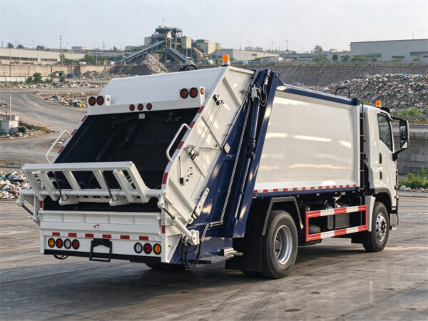 ISUZU 16 CBM Waste Compactor Garbage Truck Back