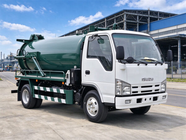 ISUZU 5 CBM Vacuum Pumper Truck