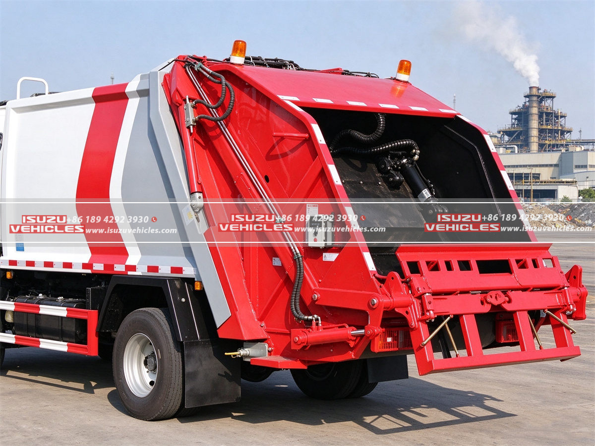 ISUZU 8 CBM Waste Collection Truck Back Details ISUZU 8 CBM Waste Collection Truck Back Details